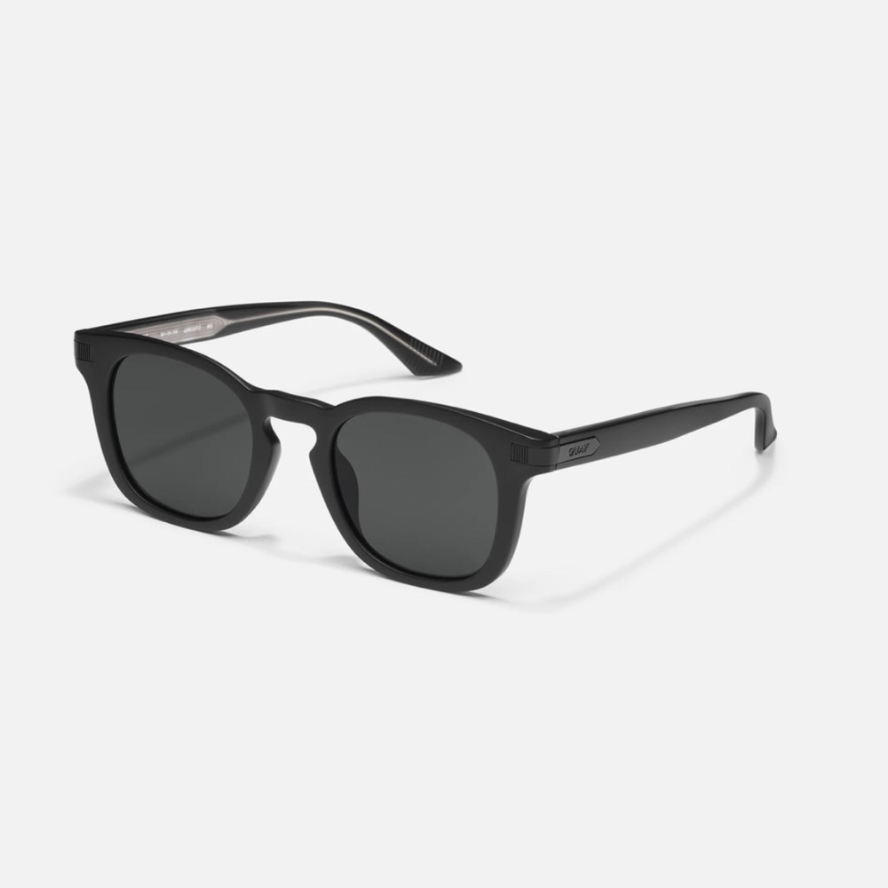 Quay Australia Weekender Sunglasses Matte Black/ Black Polarized Lens